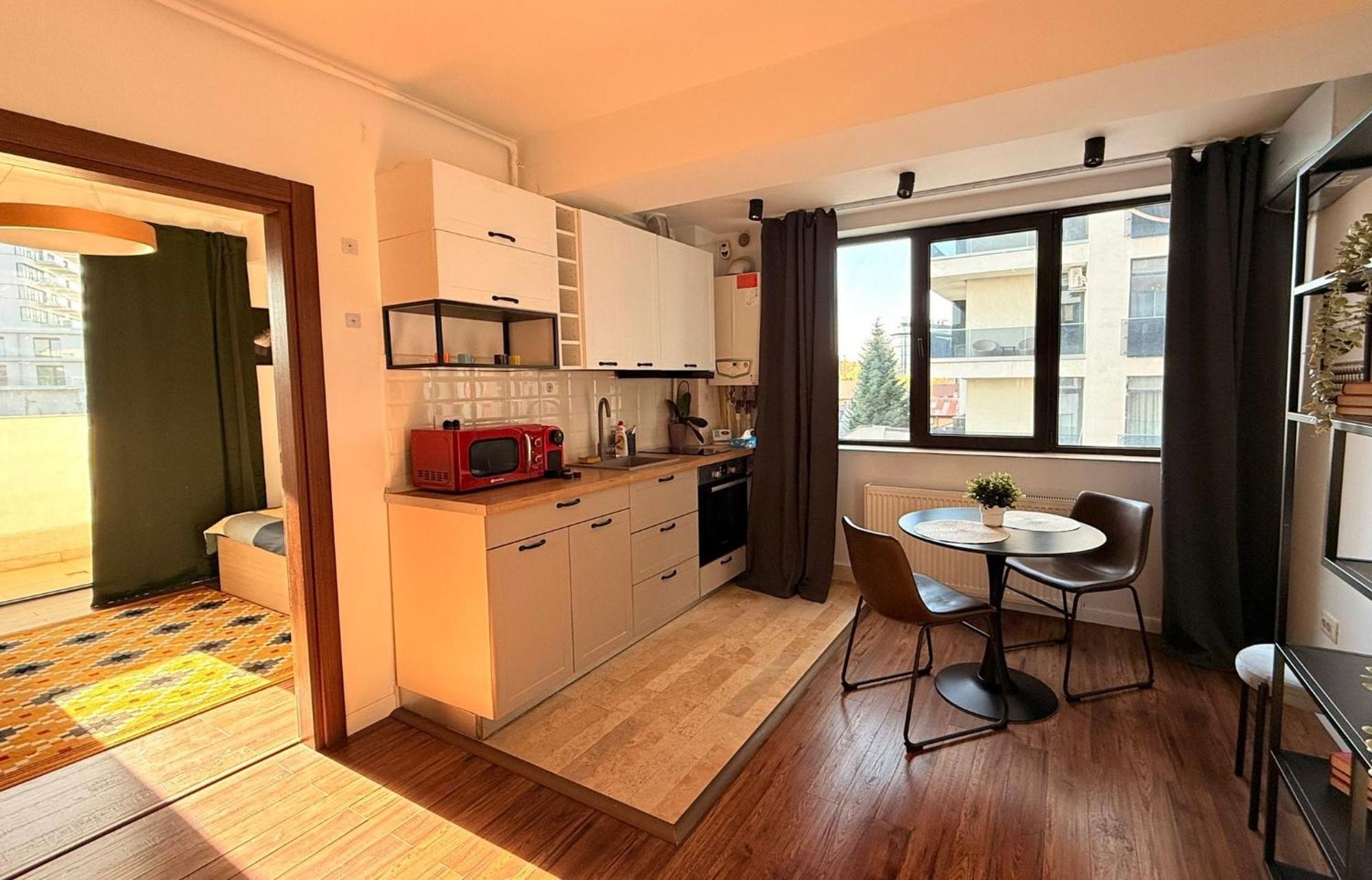 Cozy Apartment With Self Check-In Near Promenada Mall And Verdi Park Bucharest Exterior photo