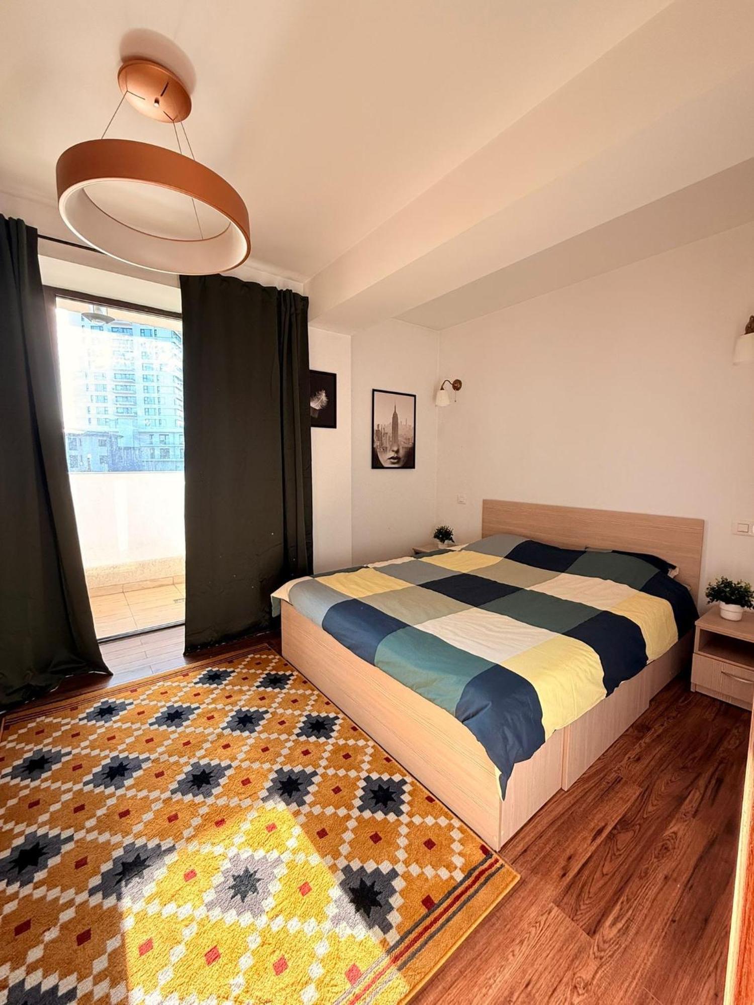 Cozy Apartment With Self Check-In Near Promenada Mall And Verdi Park Bucharest Exterior photo